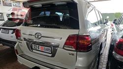 تويوتا لاندكروزر